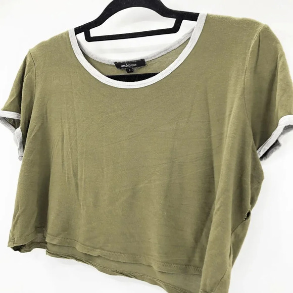 Ambiance Women's Green Short Sleeve Stretch Crop Top Size S - Picture 3 of 5